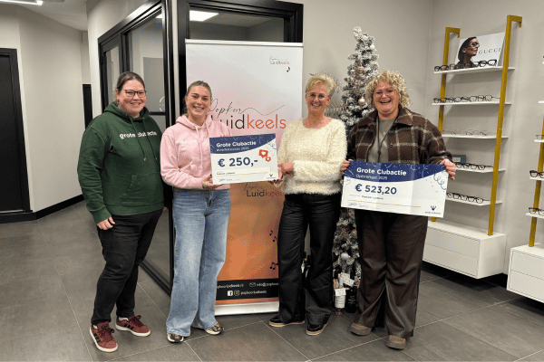 Popkoor Luidkeels won €250 extra voor de clubkas omdat ze één van de winnaars zijn van de vier-het-succes actie. Tijdens deze actie delen verenigingen hun succes op social media met de hashtag #vierhetsucces. Een mooie bijkomstigheid bij hun opbrengst van meer dan €500.